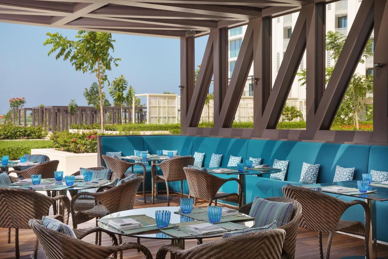 Hotel W Mascate Exterior foto The Beach