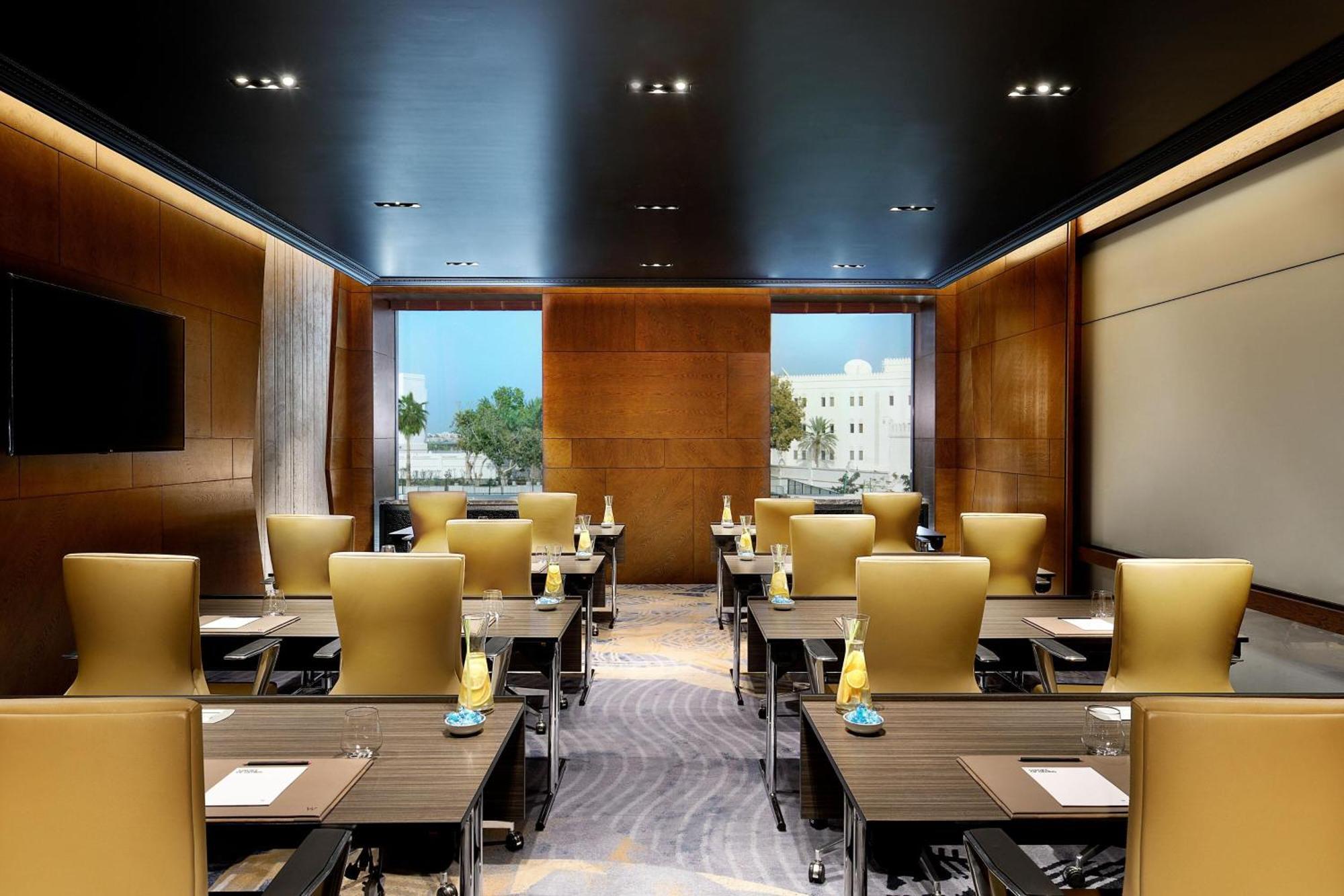 Hotel W Mascate Exterior foto Meeting room